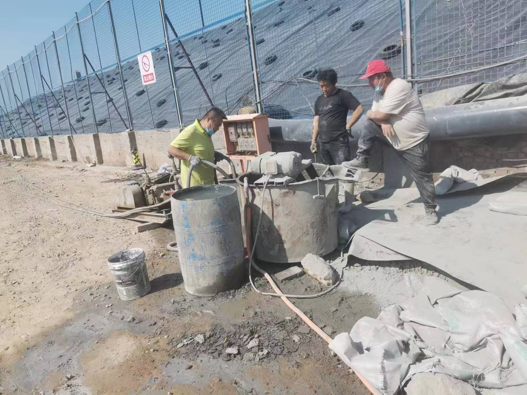 浉河袖阀管注浆